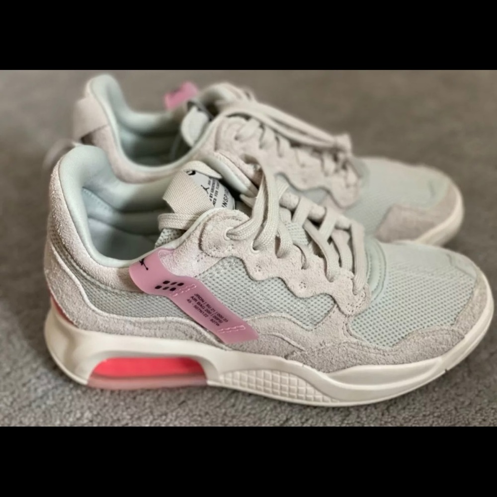 Size 8 - Jordan MA2 Light Bone Sunset Pulse 2021